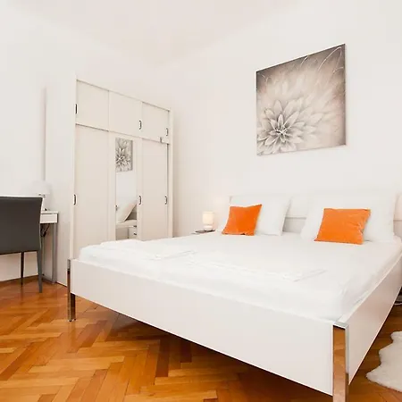 Apartman Petra *